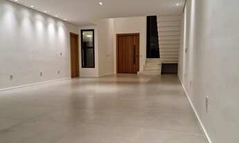 Imagem 6: Casa para venda possui 250 metros quadrados com 3 quartos no Residencial Brisas da Mata