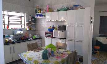 Imagem 6: Casa para venda tem 250 metros quadrados com 3 quartos em Solemar - Praia Grande - SP