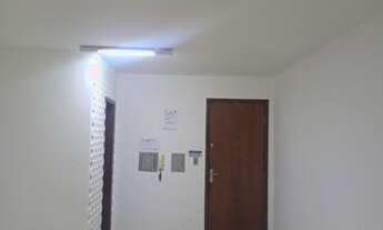 Imagem 5: Sala comercial para aluguel 25 m² contendo amplo lavabo, janela grande com grade, no bairr