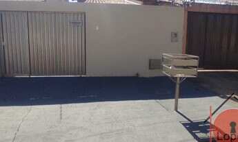 Imagem: Casa com 3 quartos - Bairro Parque Trindade