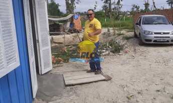 Imagem 2: MATINHOS - Casa Padrão - Albatroz