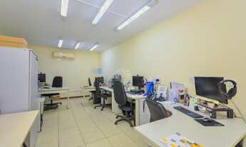 Imagem 5: Barracão à venda com 658 metros quadrados no bairro Bacacheri - Curitiba - PR