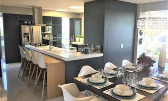 Imagem 2: Linda cobertura duplex ricamente mobiliada, equipada e decorada!