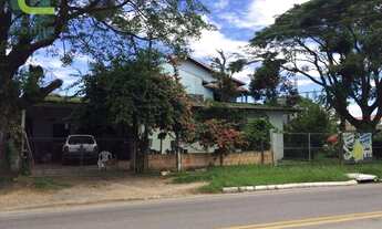 Imagem 2: Casa frente para 2 Avenidas - Praia de Armação - Penha/SC