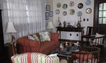 Imagem 2: Casa para venda tem 350 metros quadrados com 4 quartos em Centro - São Gonçalo - RJ