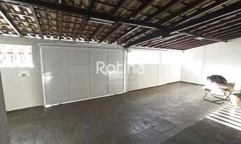 Imagem 2: Casa para alugar, 3 quartos, 1 suíte, 2 vagas, Brasil - Uberlândia/MG - R$ 2.700,00