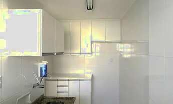 Imagem: DE FRENTE DA ESTAÇÃO DO METRÔ VILA MADALENA