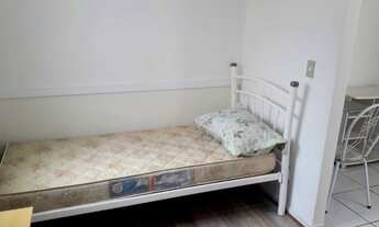 Imagem 4: Quitinete mobiliada individual próxima Terminal Pinheirinho, masculino