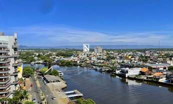 Imagem 3: Apartamento de 03 dormitórios com sacada e vista panorâmica para o mar e rio na Praia dos