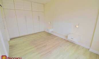 Imagem 4: APARTAMENTO DE 3 TRES QUARTOS NO BAIRRO CENTRO EM FLORIANÓPOLIS