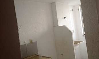 Imagem 5: Vendo apt no Pitangueiras 1 na estrada de Ribamar * passando o Yang Park