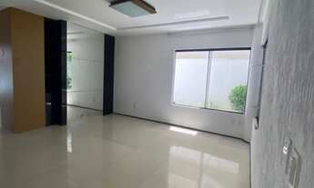 Imagem 4: Casa de condomínio para aluguel possui 350 metros quadrados com 4 quartos