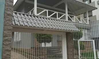 Imagem: Porto Alegre - Casa Padrão - Petrópolis