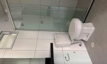 Imagem 2: Quarto e sala Apartamento com 1 dormitório