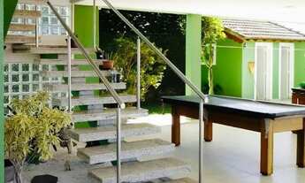 Imagem 6: Linda casa mobiliada! Pé direito duplo, piscina, churrasqueira