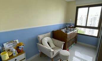 Imagem 4: Vendo lindo 2 quartos, reformado, nascente, andar alto, em Alphaville 1