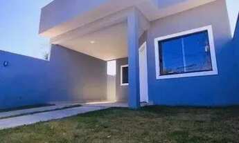 Imagem 2: Casa para venda com 120 metros quadrados com 3 quartos