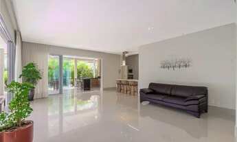 Imagem 6: Casa com 3 suítes, moderna e mobiliada para locação e venda no Swiss Park - Luzern, na Cid