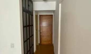 Imagem 5: Excelente apartamento, sala ampla com varanda, 3 quartos, dependências completas. 1 Vaga