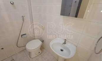 Imagem 6: Kitnet/Conjugado - / Residencial / Centro