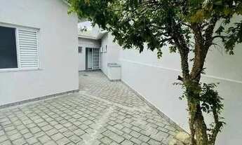 Imagem 2: Excelente casa térrea disponível para fins comerciais ou residenciais