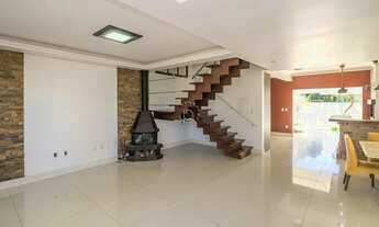 Imagem 2: Casa 3 dormitórios a venda no bairro Hípica