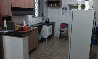 Imagem: Sobrado à venda com 2 quartos e 2 banheiros