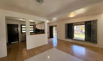 Imagem 2: Casa com 3 quartos no bairro Armação