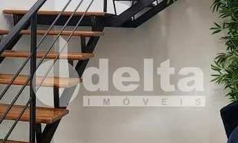 Imagem 3: Casa residencial disponível para locação e venda no bairro Jardim Karaíba em Uberlândia-MG