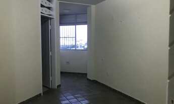 Imagem 2: Apto,aluguel/ Candelária,3 suites+ dep empreg.,sl ampla,copa/coz.elev,Piscina