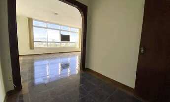 Imagem 2: Apartamento 4 dormitórios, frente mar, em São Vicente