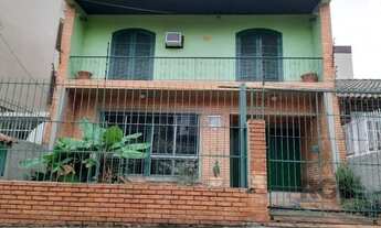 Imagem: Casa de 130m² com 3 dormitórios no bairro