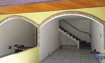 Imagem 2: Sobrado para aluguel possui 206 metros quadrados com 3 quartos