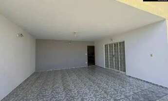 Imagem 7: Casa no Setor Coimbra, 3 Quartos Amplos (sendo 1 Suíte), 2 Salas, 5 Vagas, Lote 375 m², Ót