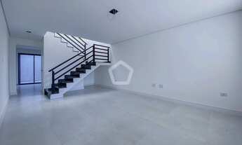 Imagem 2: Casa em Vila Lucia