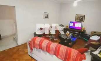 Imagem: Casa de rua - Triplex / Residencial / Cosme