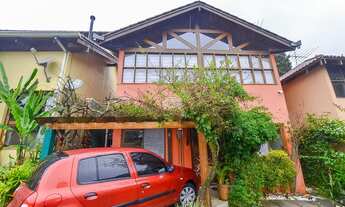 Imagem 1: Sobrado para venda tem 104 metros quadrados com 2 quartos e 1 suíte em Cascatinha - Curiti