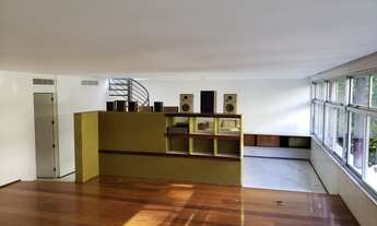 Imagem 2: Quadra da Praia do Leblon. Excelente cobertura duplex de 320m2