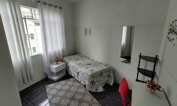 Imagem: Quarto feminino individual mobiliado