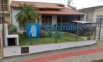 Imagem: MP - Linda casa de 4 dormitórios em Barreiros