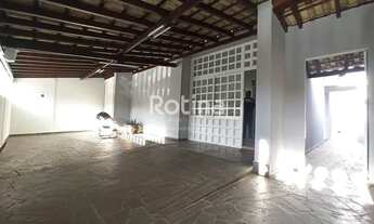 Imagem 4: Casa para alugar, 3 quartos, 1 suíte, 2 vagas, Brasil - Uberlândia/MG - R$ 2.700,00