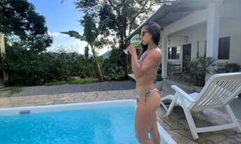 Imagem 2: Casa com piscina e vista pro mar