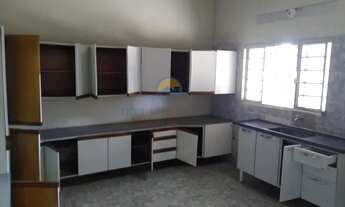 Imagem 6: Casa para Locação em Pereira Barreto, Quadra Y, 3 dormitórios, 3 banheiros, 2 vagas