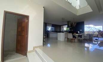 Imagem 2: Linda Casa em Condomínio Fechado de 490m2, com 5 suítes, churrasqueira, piscina - CA0129WG