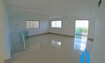 Imagem 4: Triplex de alto padrão com vista para o mar na Enseada Verde