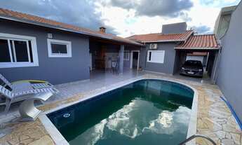 Imagem 3: Casa a venda com piscina em ótimo bairro