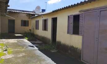 Imagem: Atenção investidor!! Lote c/ 3 casas em