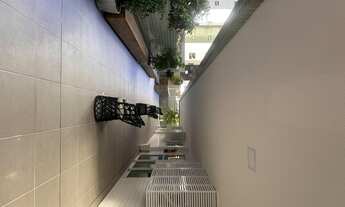 Imagem 3: Quarto e sala Apartamento com 1 dormitório