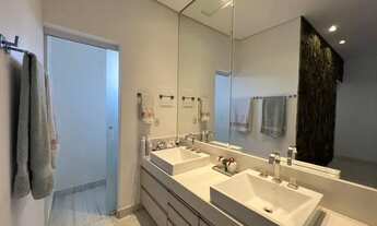 Imagem 7: Sobrado de oportunidade, 4 suítes, à venda, 348 m² por R$ 2.200.000 - Jardins Barcelona