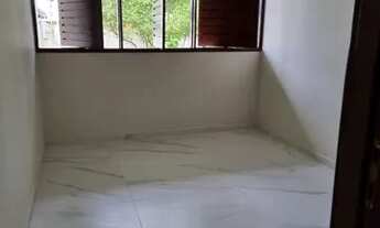 Imagem 4: Casa - Candeias - 4 Qts/1 Suíte - 318,56 m² - Quintal amplo - Recém reformada - 06 Vagas